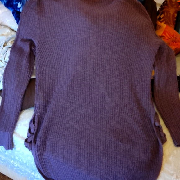 Cute knitted sweater - Picture 4 of 4